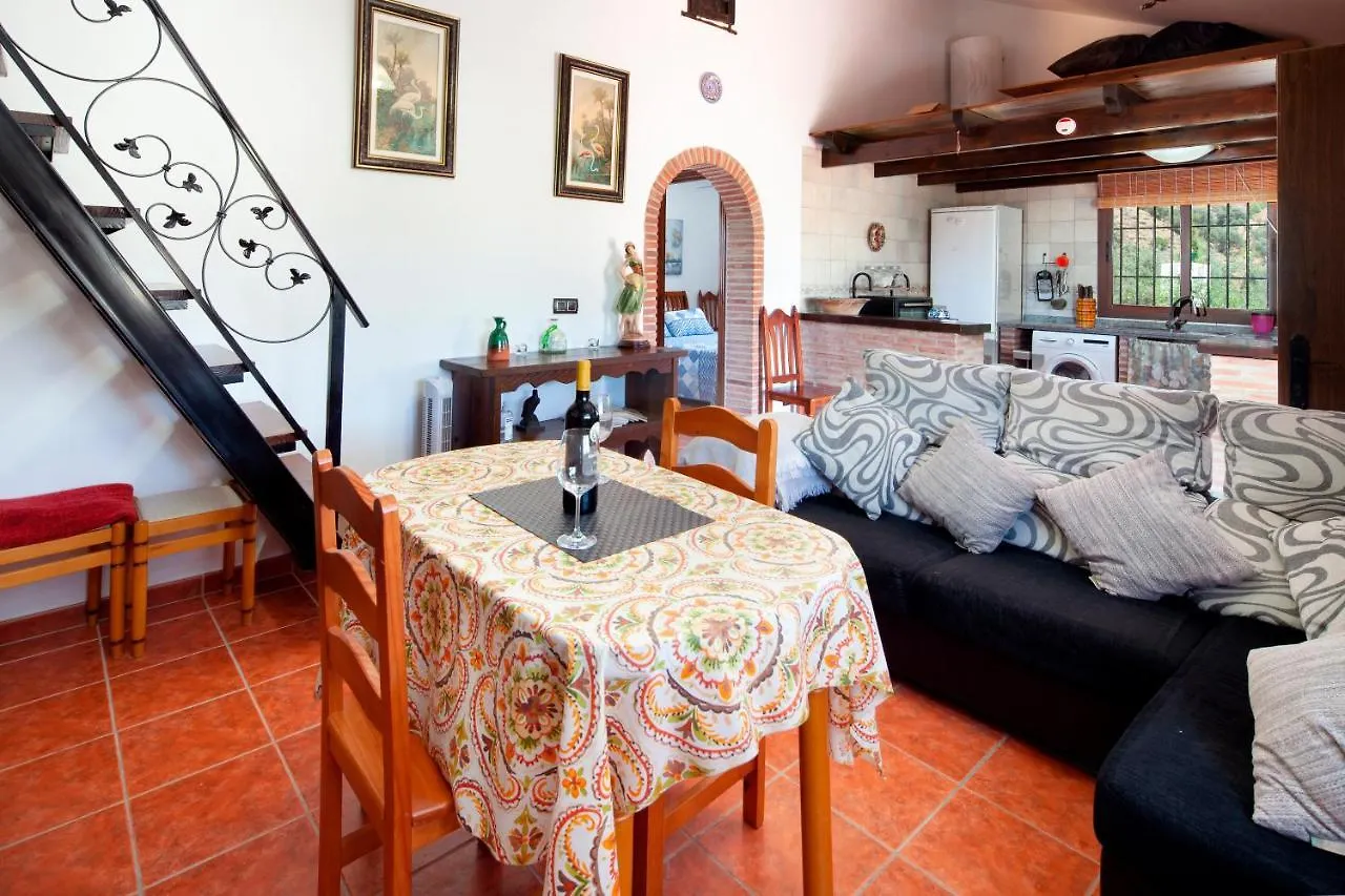 別荘 Canillas de Aceituno Casita Tヴィラ